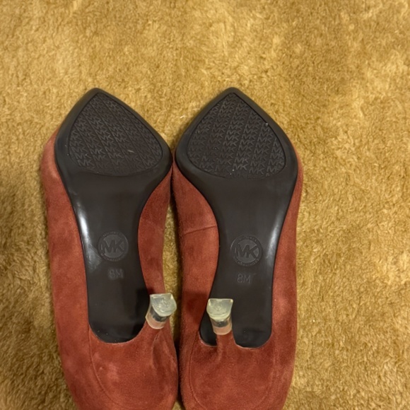 Michael Kors low pumps dark red suede leather US 8 pointed toe - Picture 6 of 7
